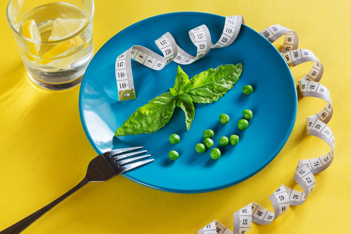 Come Costruire una Relazione Consapevole con il Cibo